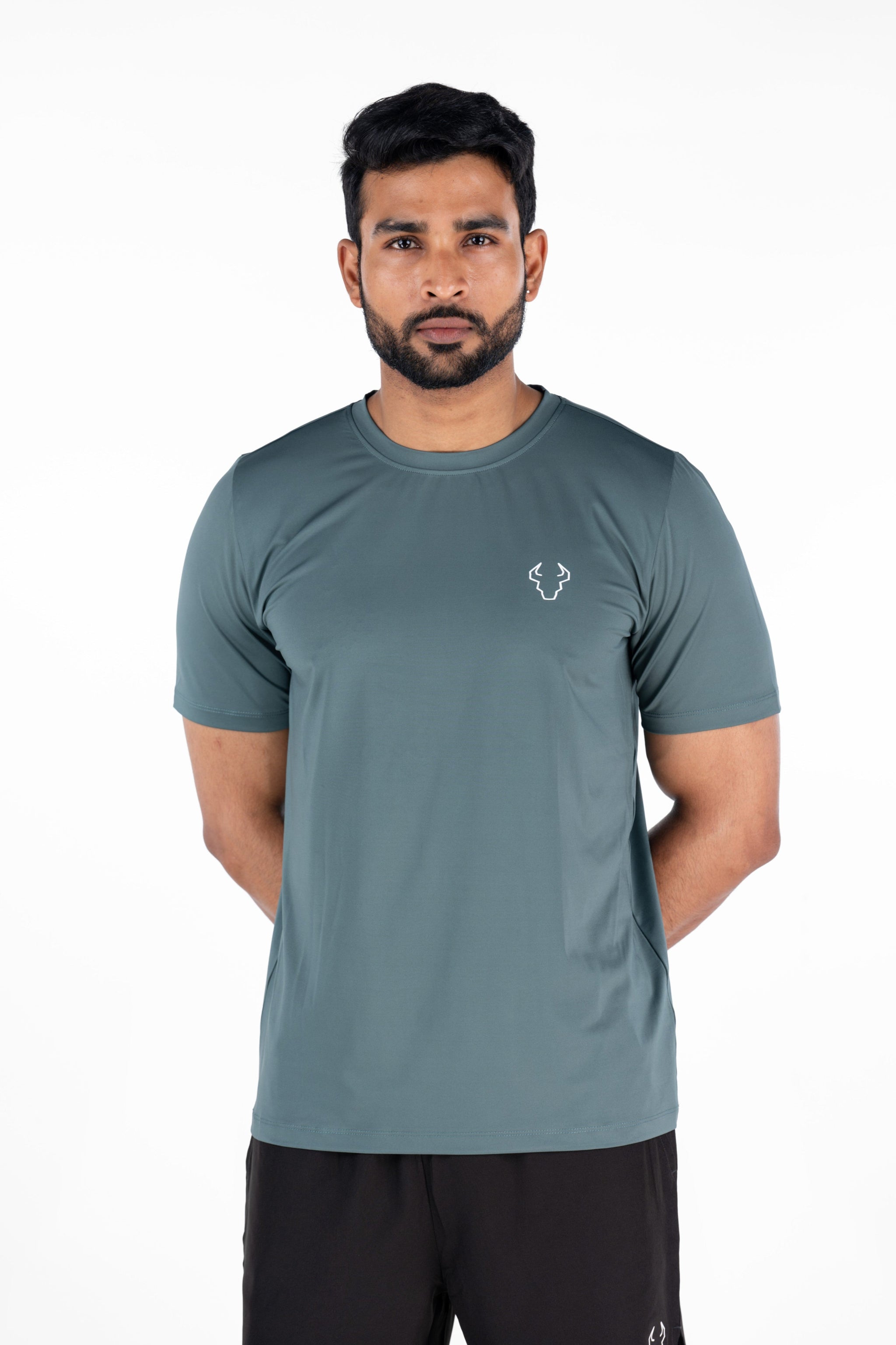 Activewear Fabric high stretch worn by man in foggy Green